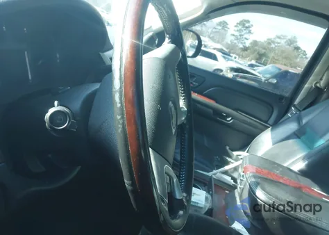 2008 Cadillac Escalade Standard z USA, uszkodzony, nr VIN 1GYFK63848R215133